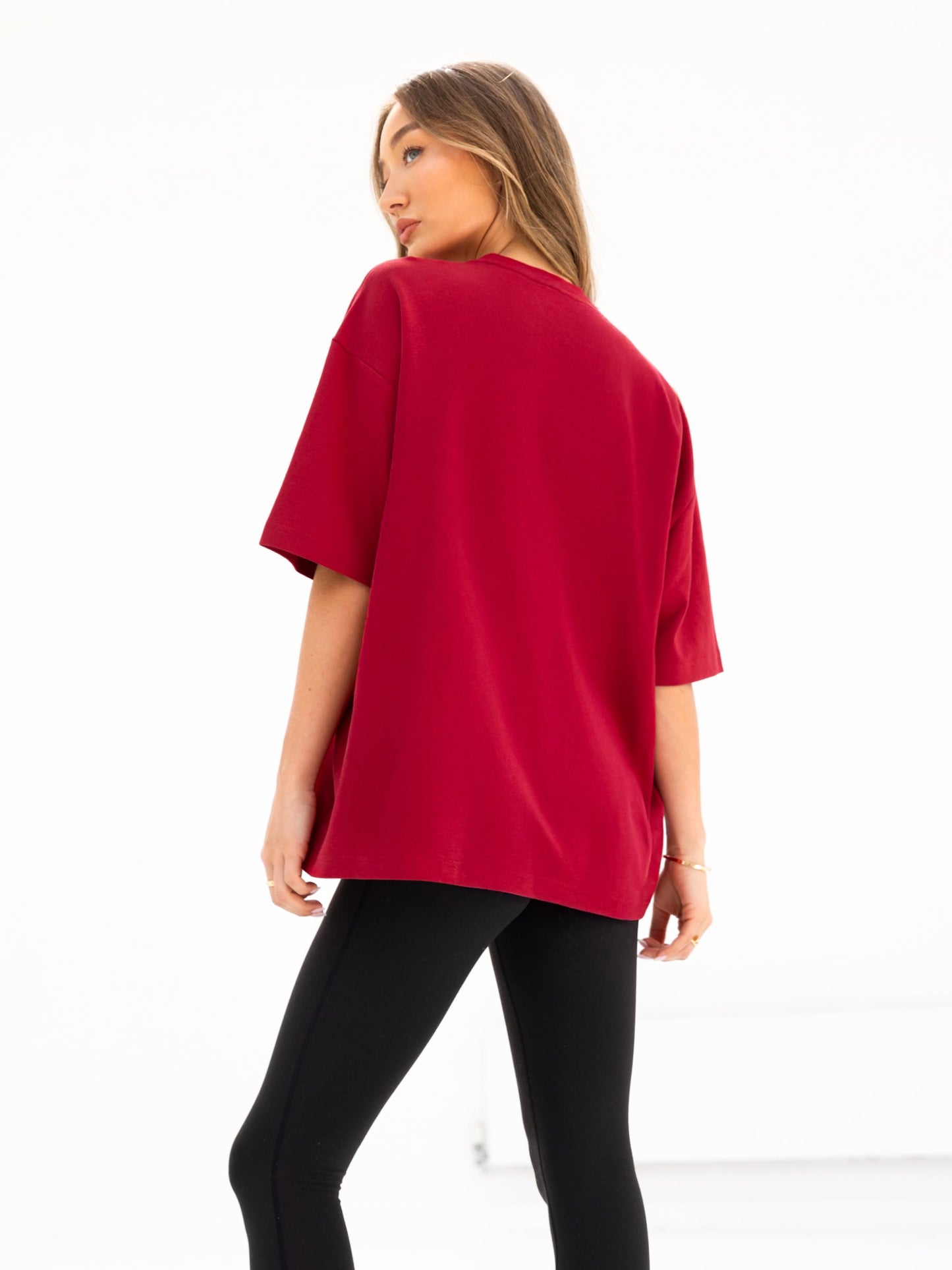 Melrose Ultra Oversized T-Shirt - Cherry Red