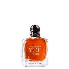 Armani Stronger With You Intensely – عطر رجالي أيقوني بنفحات الفلفل الوردي واللافندر